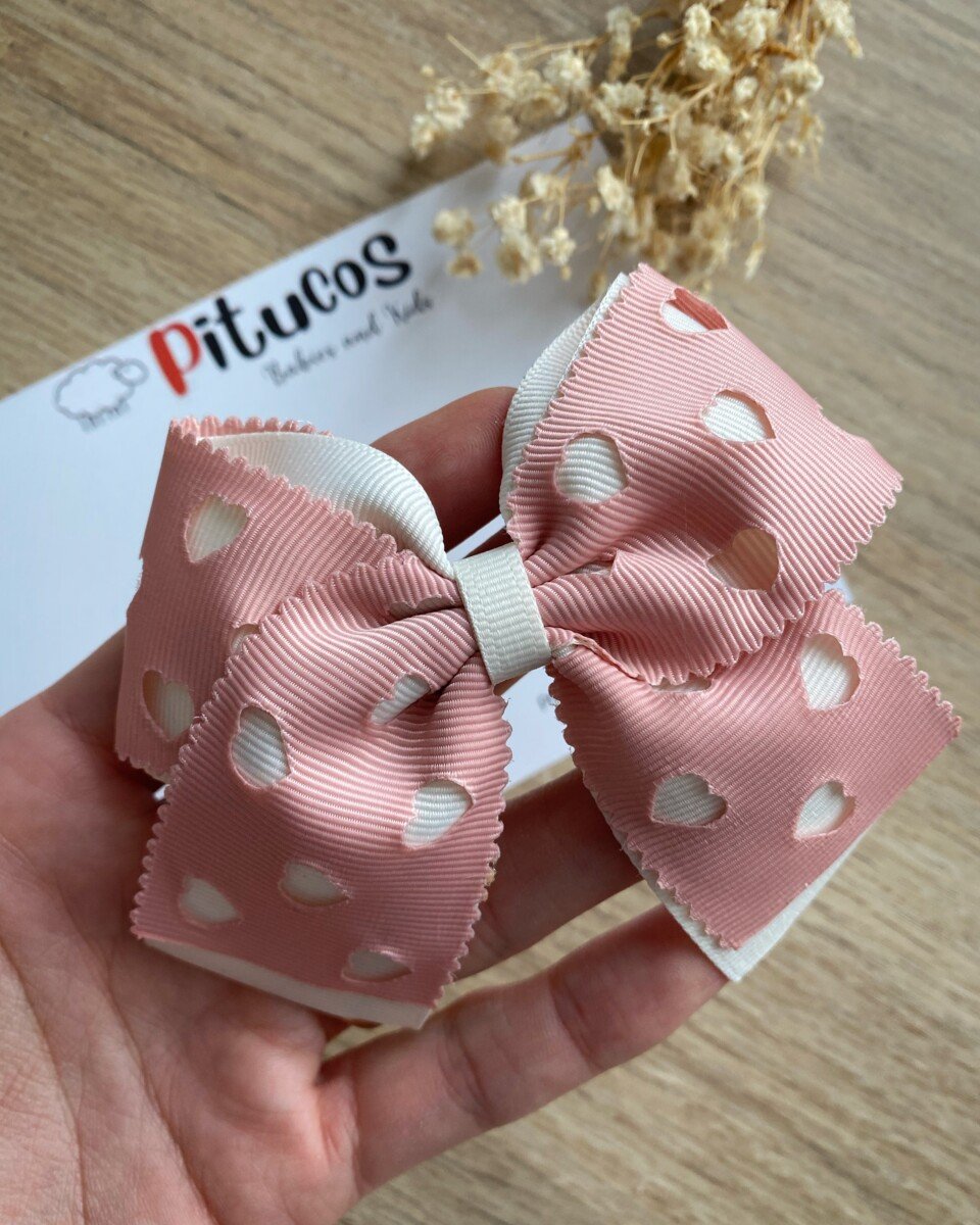 e1aaf954-2a52-4880-a1f9-6d5b0d2f3178