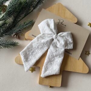 Pinza Grande Milagros Blanco Bordado